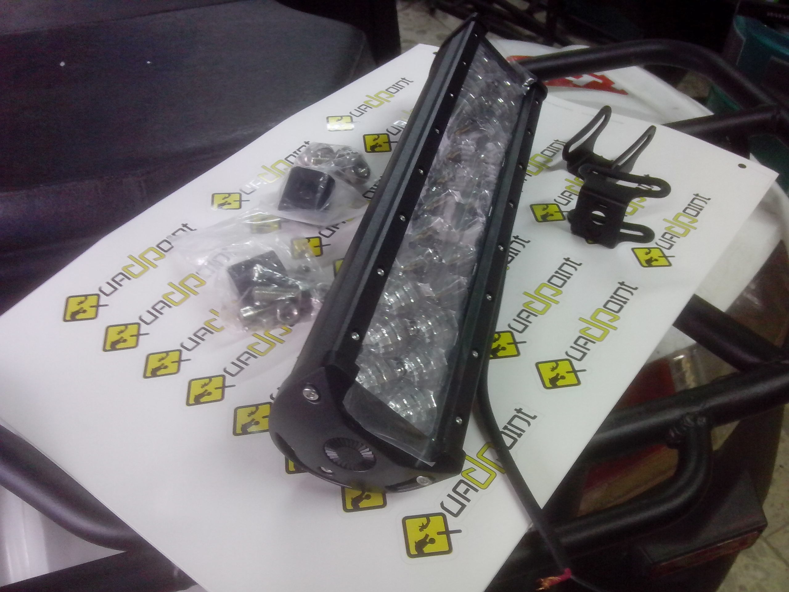 LED světlo na pracovní stroje 72w